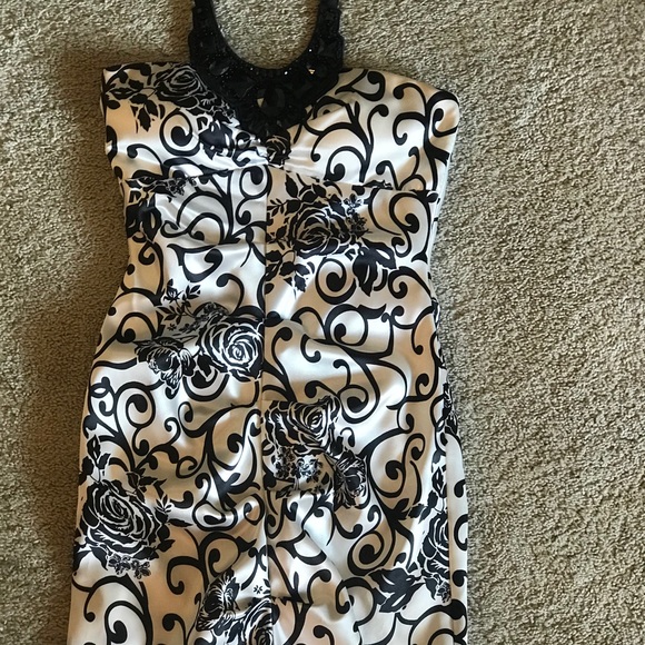 Mermaid Prom Dress - Picture 2 of 3